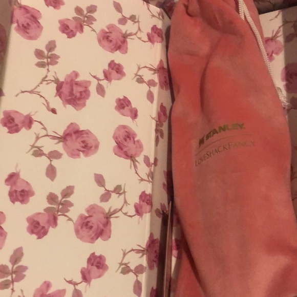 Love Shack Fancy x Stanley Ribbon Rosa 12 OZ - Picture 9 of 11